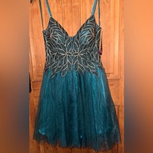 Brand New Never Worn Beautiful Summer Formal Dress; Juniors Size 11 w/tags